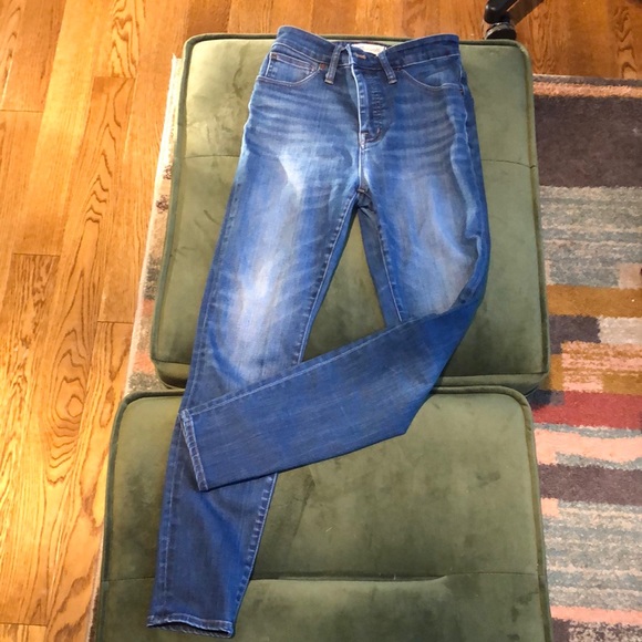 Madewell Denim - Madewell curvy high-rise skinny jeans size 27